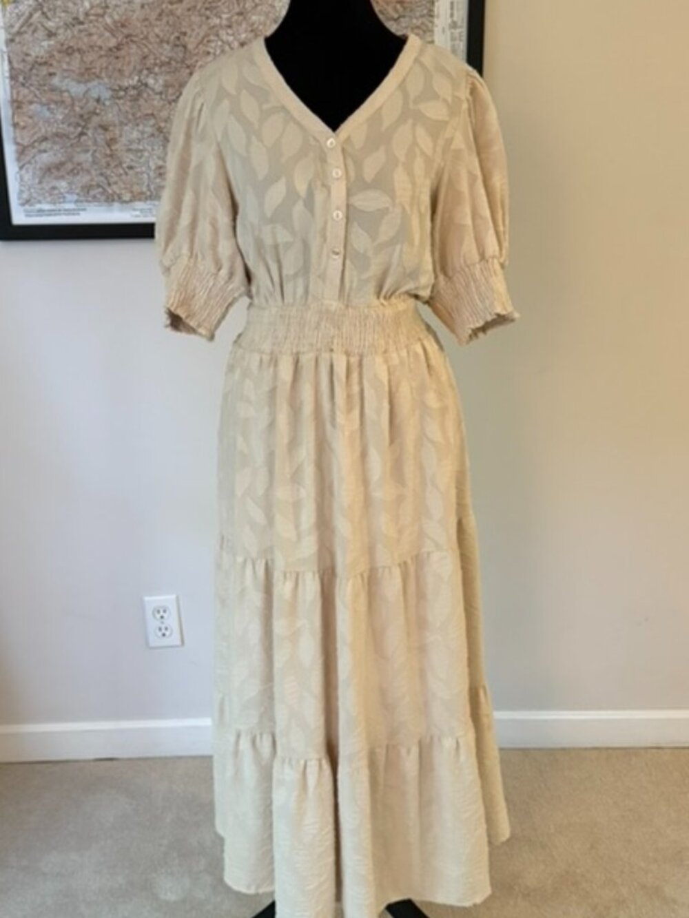 Polagram Cream Leaf Applique Casual Maxi Dress Size M